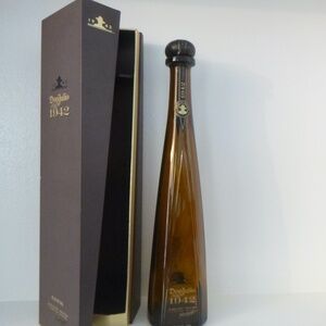 DON JUILIO 1942 ANJEO TEQUILA TALL EMPTY BOTTLE WITH GOLDEN BOX & CORK TOP